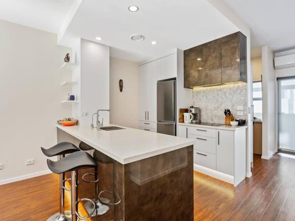 Sleek Modern Pad Next To Spark Arena Free Parking Auckland Esterno foto